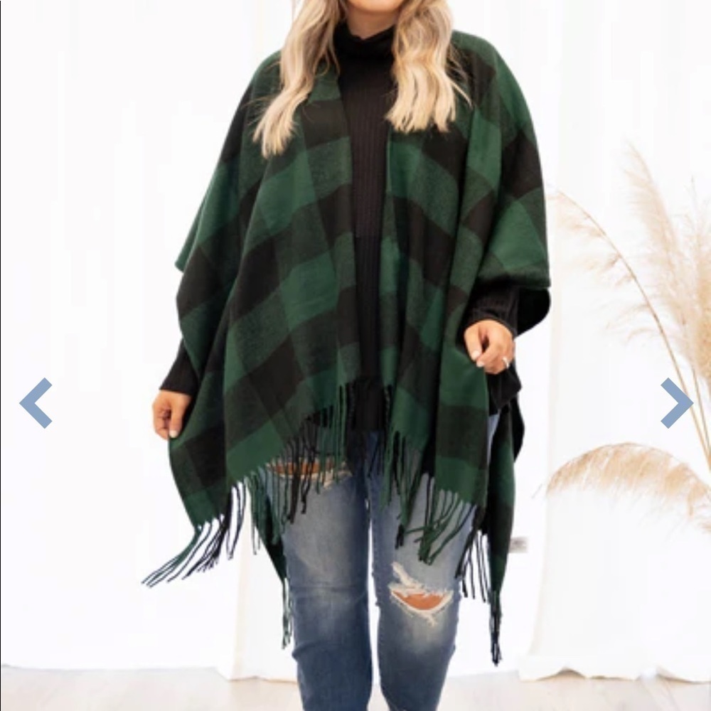 NWOT Lane Bryant Green Plaid Fringe Flannel Wrap Poncho One Size